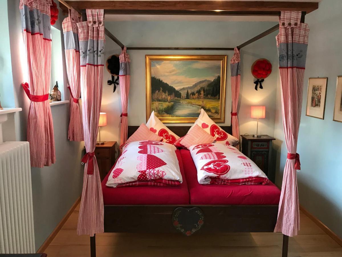 Waldhotel Auerhahn "Hochkopfhaus" ทอดท์เนา ภายนอก รูปภาพ