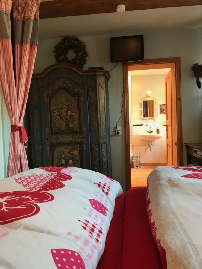 Waldhotel Auerhahn "Hochkopfhaus" ทอดท์เนา ภายนอก รูปภาพ